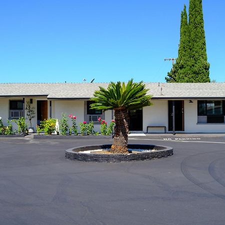 Adobe Inn Monterey Park Eksteriør bilde