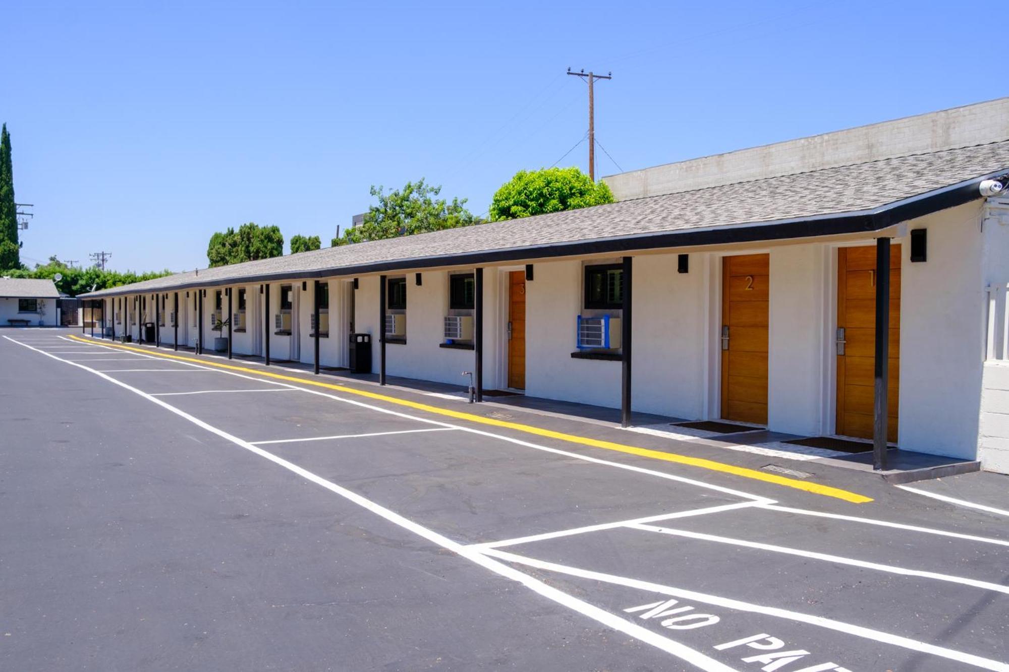 Adobe Inn Monterey Park Eksteriør bilde