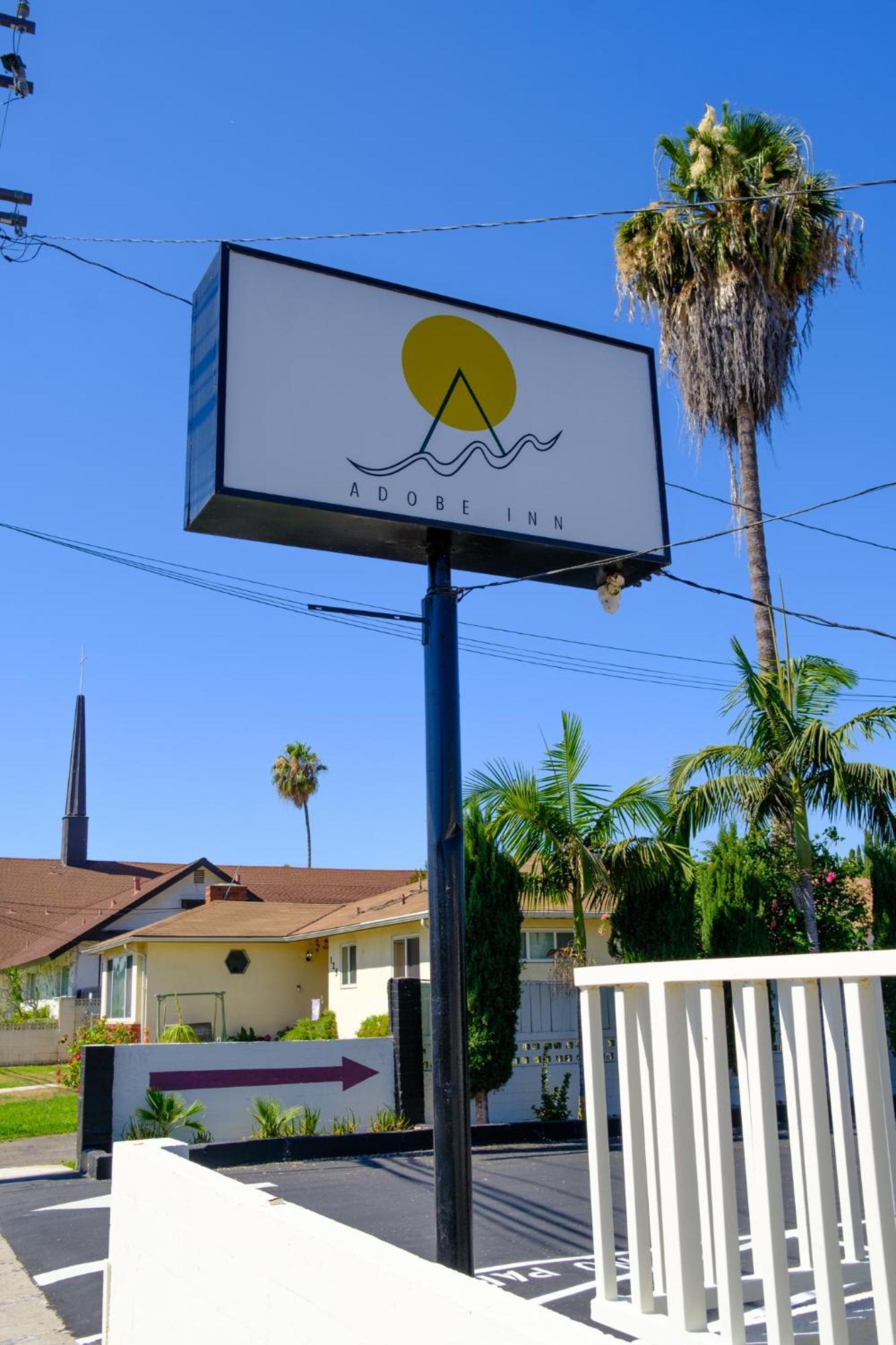 Adobe Inn Monterey Park Eksteriør bilde